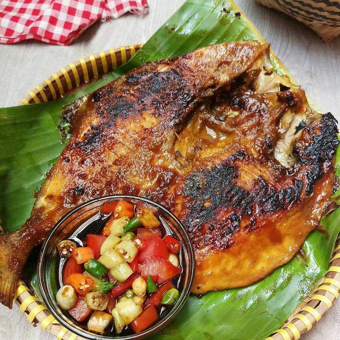 DissKitchen: Santapan Harian yang Menggigit di Hati